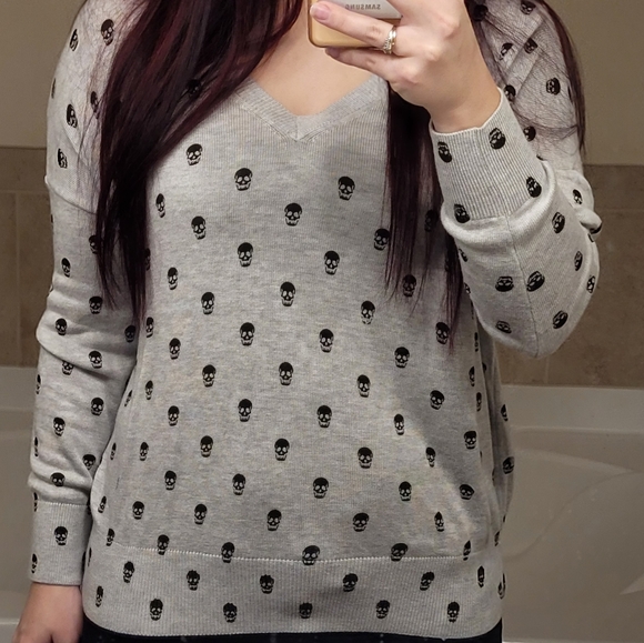 💀Philosophy Black and Gray Skull Sweater Small - Picture 14 of 14